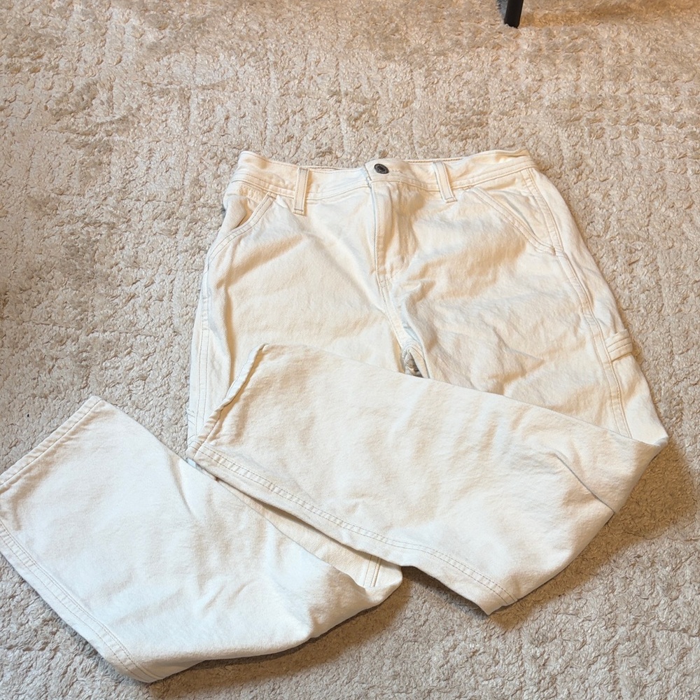 Levi's Women's White Cargo Jeans